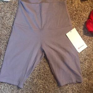 NWT lululemon align shr short 10’’